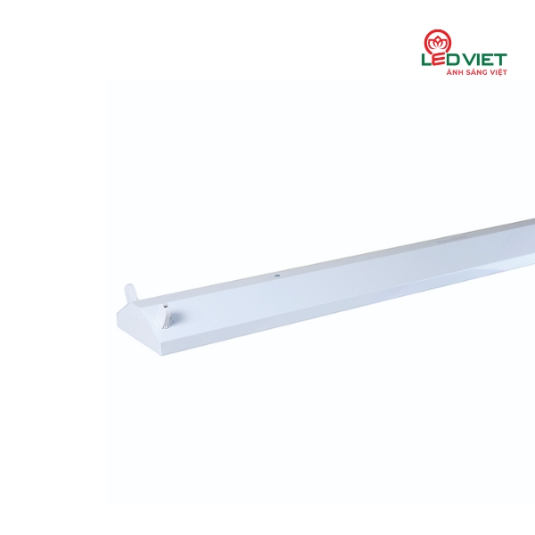 Máng đèn tam giác