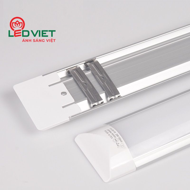 Sản phẩm máng đèn